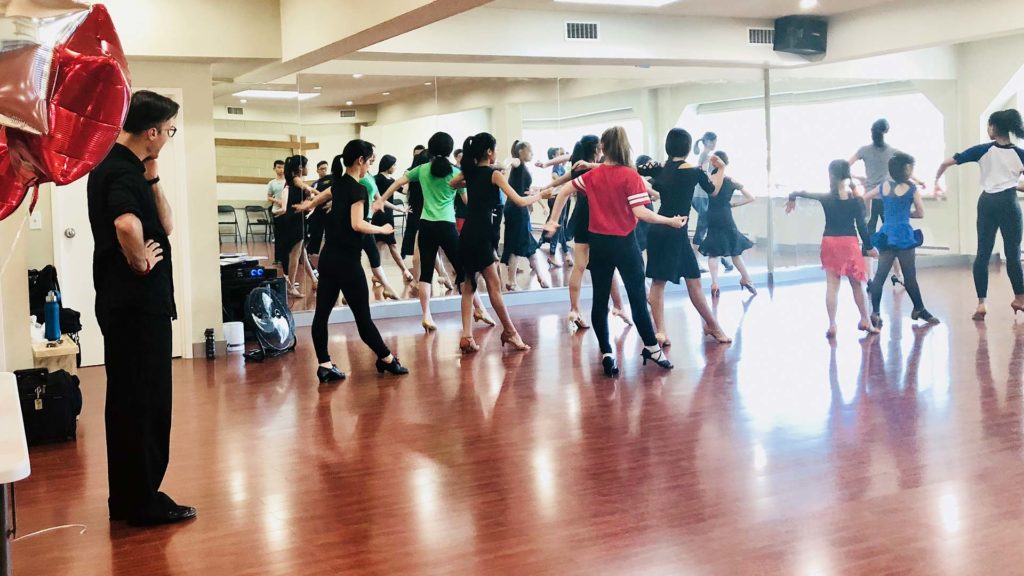 Indoor Kyryl Dance group class